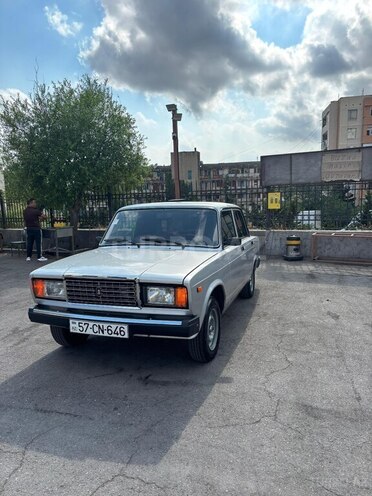 LADA (VAZ) 2107-5