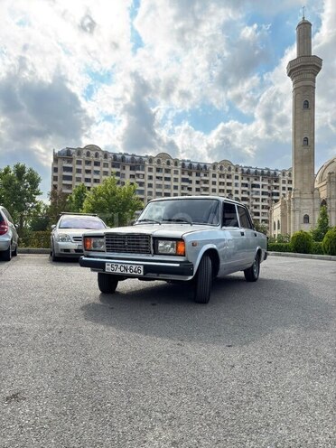 LADA (VAZ) 2107-8