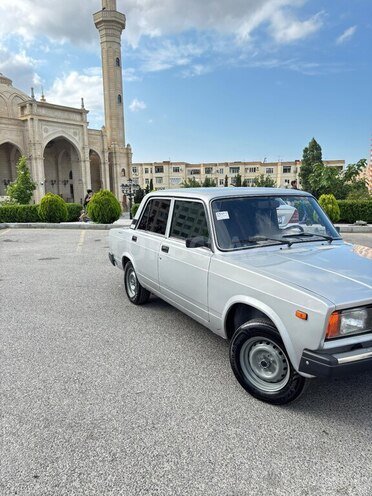 LADA (VAZ) 2107-9