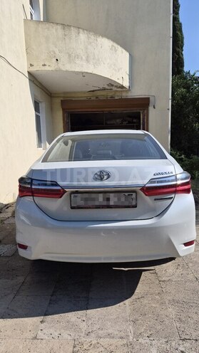 Toyota Corolla-2