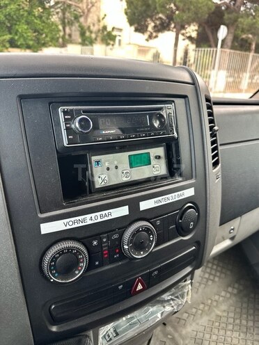 Mercedes Sprinter 515-11