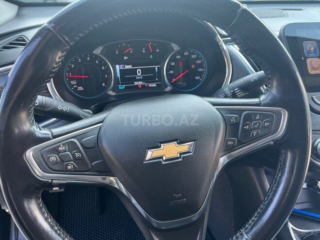Chevrolet Malibu-9