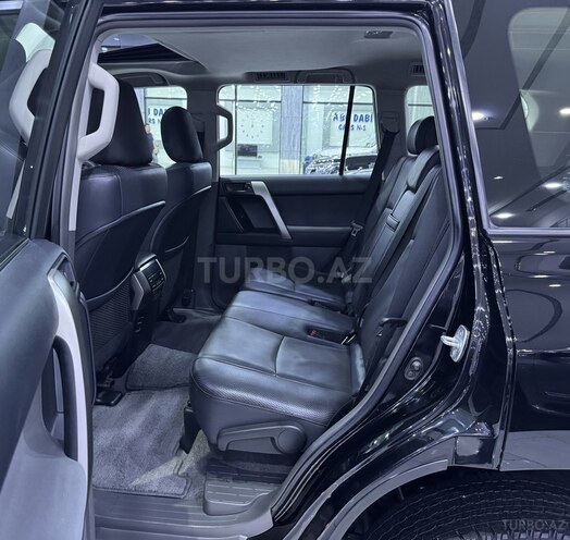 Toyota Land Cruiser Prado-14