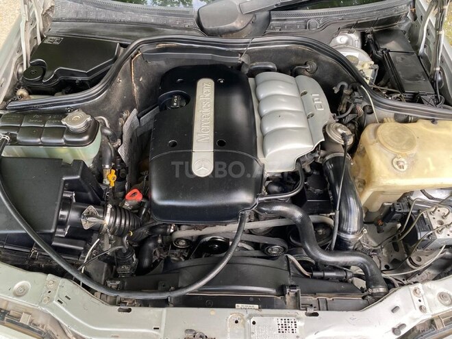 Mercedes C 220-9