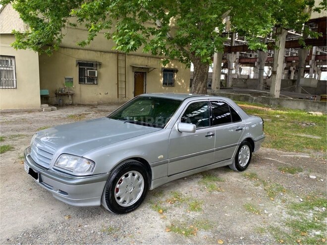 Mercedes C 220-6