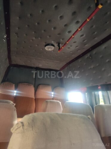 Ford Transit-3