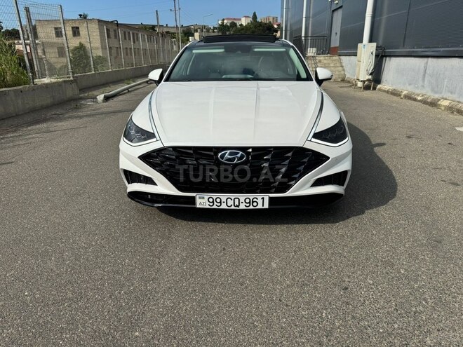 Hyundai Sonata-1