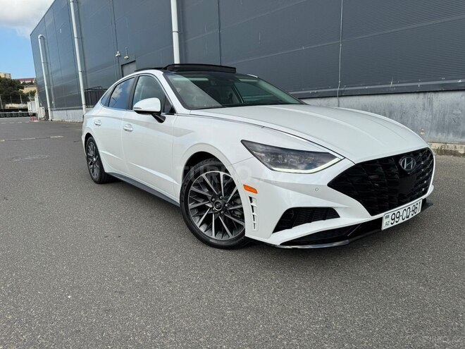 Hyundai Sonata-4
