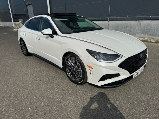 Hyundai Sonata-12