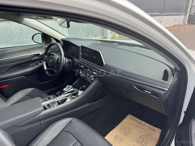 Hyundai Sonata-8