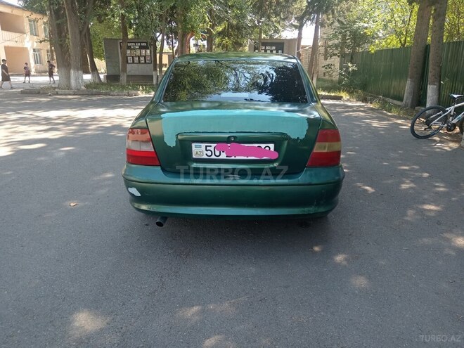 Opel Vectra-3