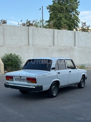 LADA (VAZ) 2107-5