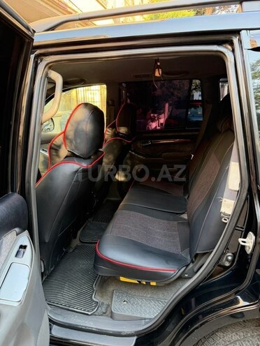 Toyota Land Cruiser Prado-9