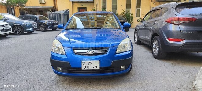 Kia Rio-1