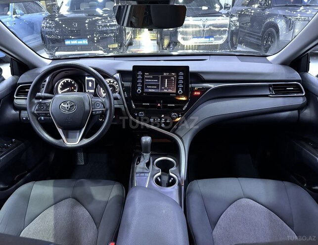 Toyota Camry-8