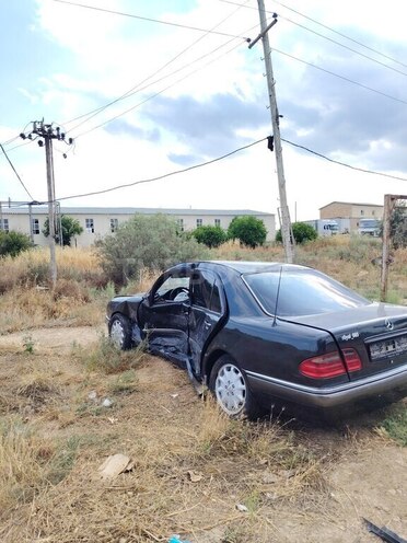 Mercedes E 200-2