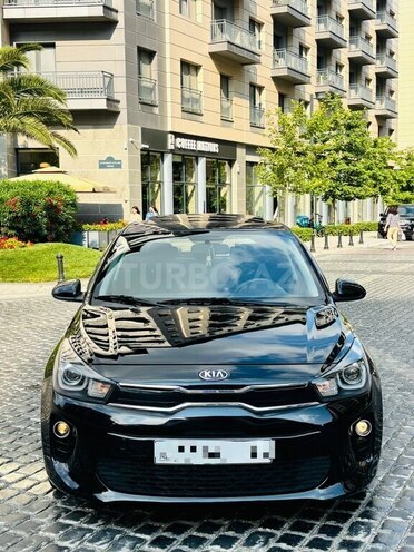 Kia Rio-1