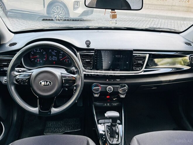 Kia Rio-3