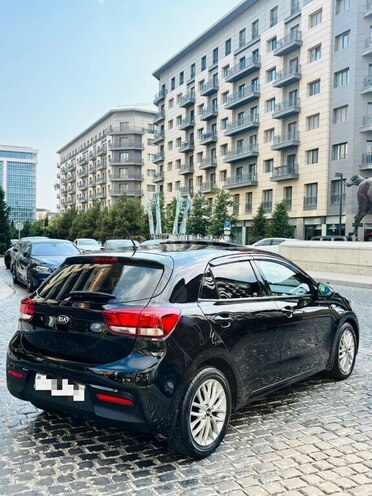 Kia Rio-9
