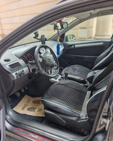 Opel Astra-2