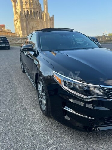 Kia Optima-4