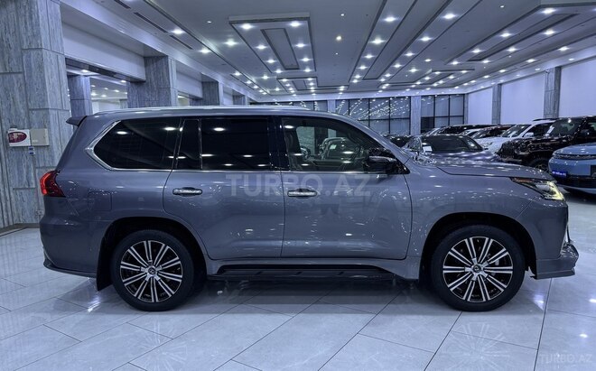 Lexus LX 570-4