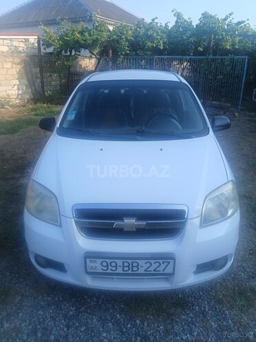 Chevrolet Aveo-8