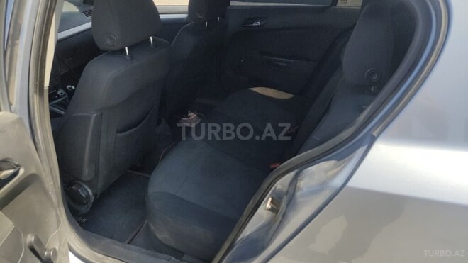 Opel Astra-4