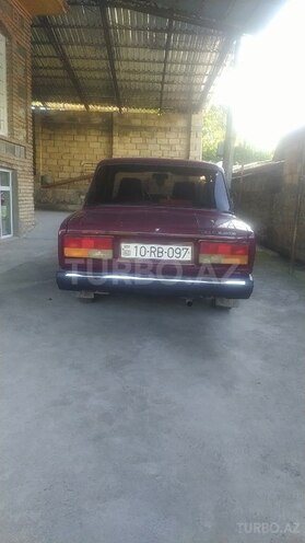 LADA (VAZ) 2107-2