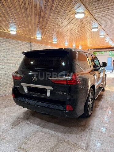 Lexus LX 570-3