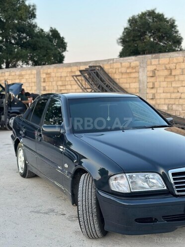 Mercedes C 180-3