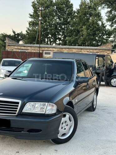 Mercedes C 180-4