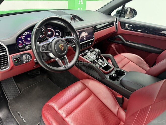 Porsche Cayenne-8