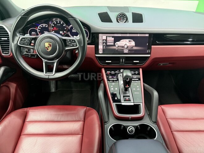 Porsche Cayenne-9