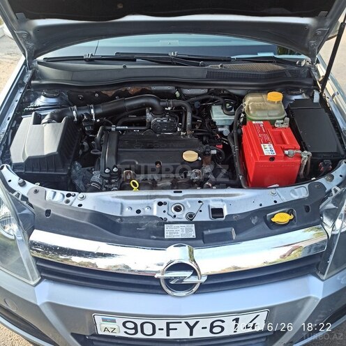 Opel Astra-2