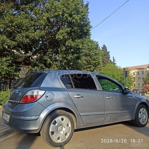 Opel Astra-4