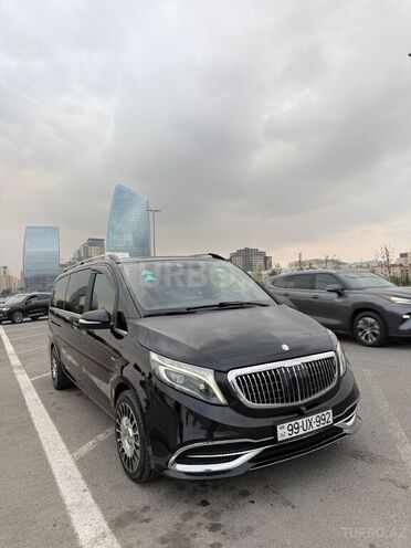 Mercedes V 250-1