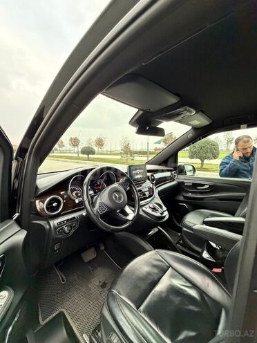 Mercedes V 250-7