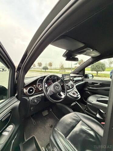 Mercedes V 250-10