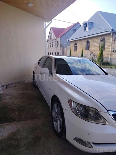 Lexus LS 460-13