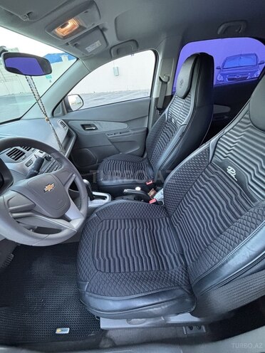 Chevrolet Cobalt-19