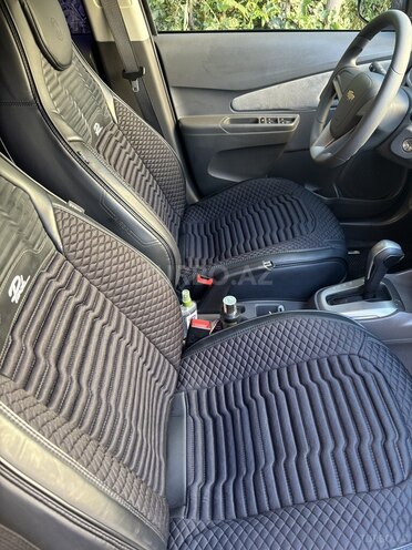 Chevrolet Cobalt-21