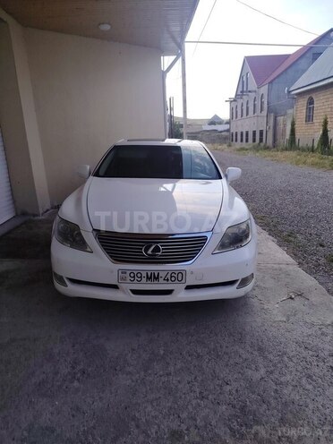 Lexus LS 460-1