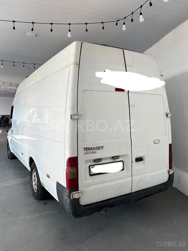 Ford Transit-2