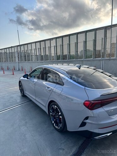 Kia K5-4