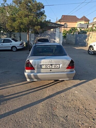 Mercedes C 180-2