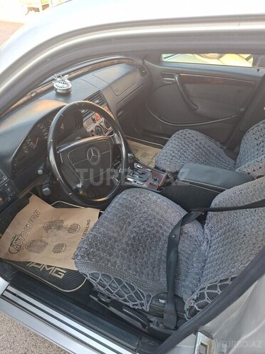 Mercedes C 180-5