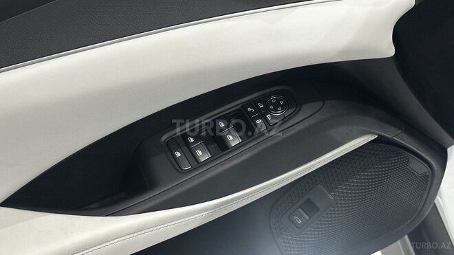 BYD Seal 06-13
