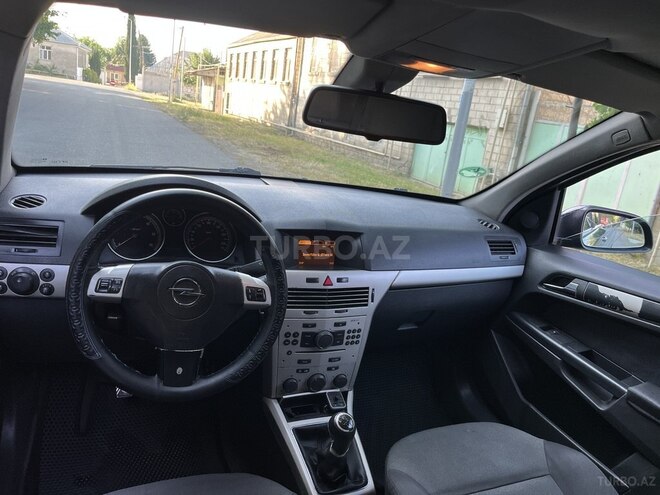 Opel Astra-13