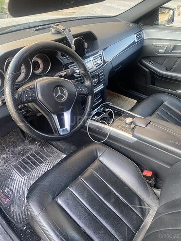 Mercedes E 250-3